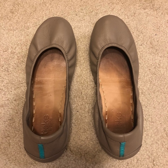 taupe tieks